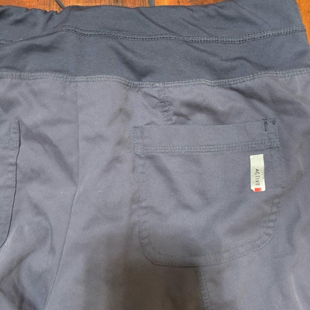 Greys Anatomy Active Matching Scrub Set - image 4